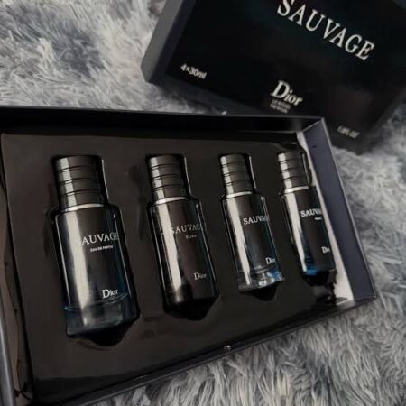 Set de 4 perfumes de Dior Sauvage de 30ml 169